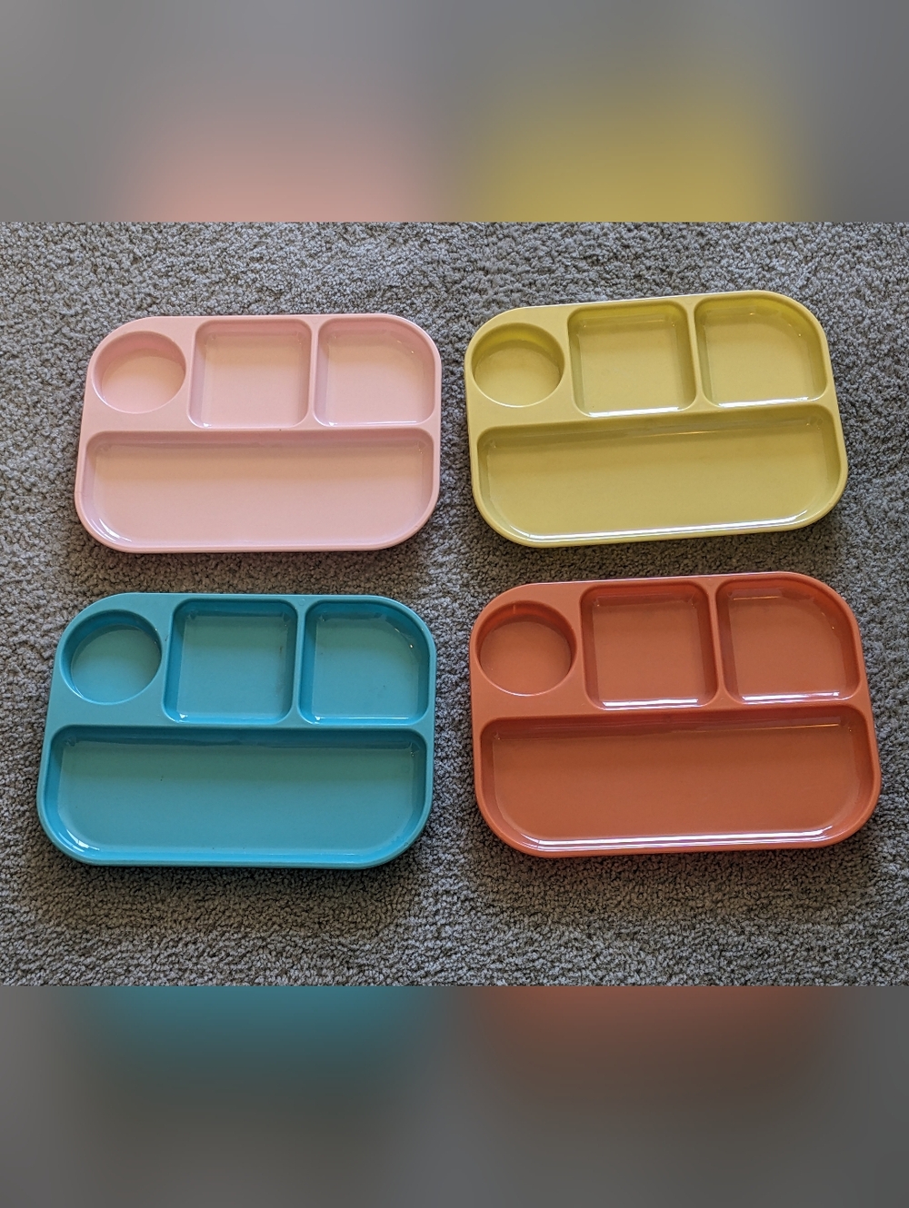 Vintage Mid Century Modern 4 Colonial Plastic Divided Plate/Tray Set - USA Made